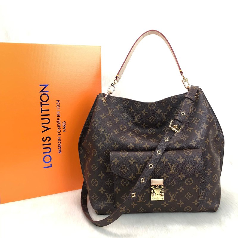 Louis Vuitton Metis GM Hobo 